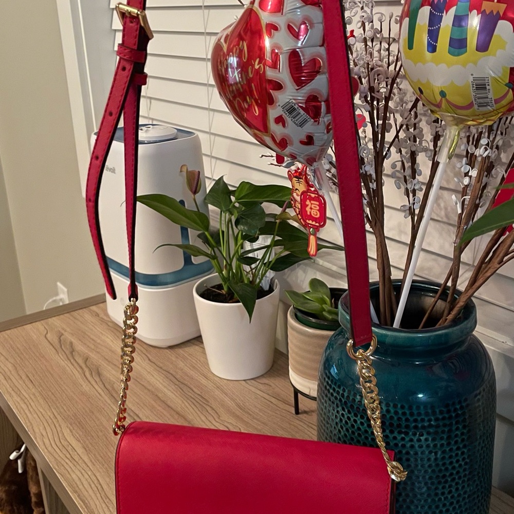 Michael KORS cross body bag/ red